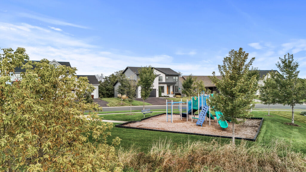 81 9648 8th87 mls