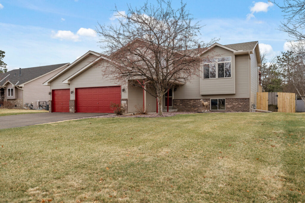 01 15294 Avocet St NW1 mls