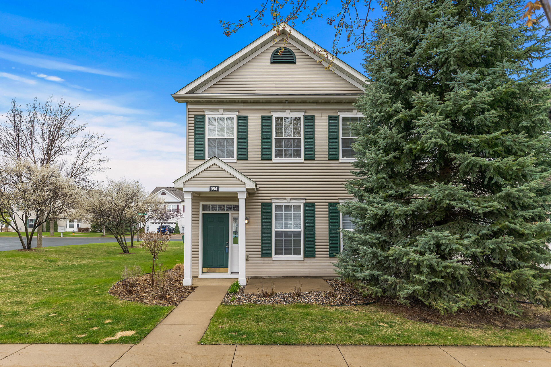 01 1651 Liberty1 mls