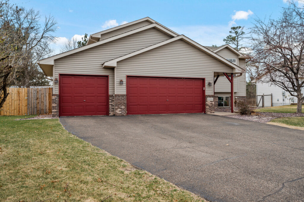 02 15294 Avocet St NW2 mls