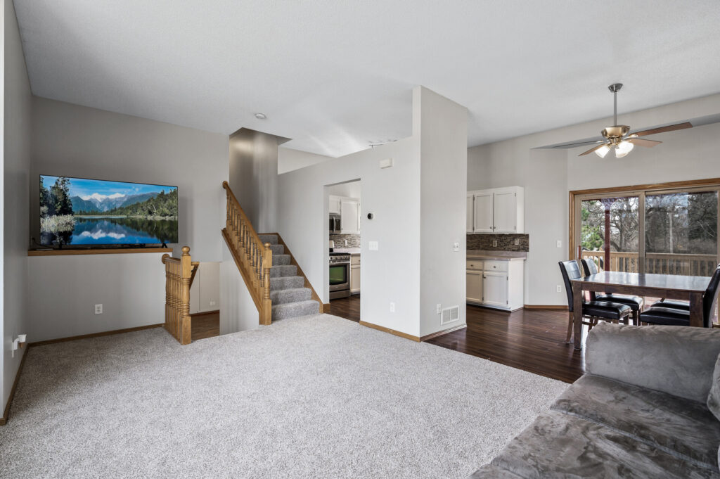 07 15294 Avocet St NW7 mls