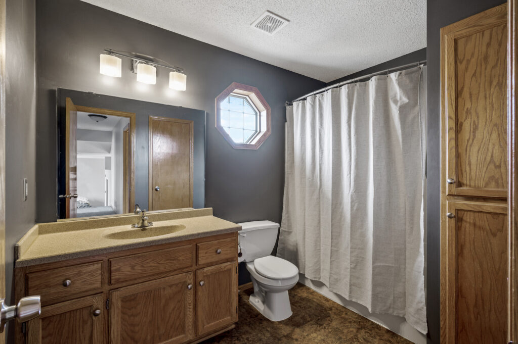 20 15294 Avocet St NW20 mls