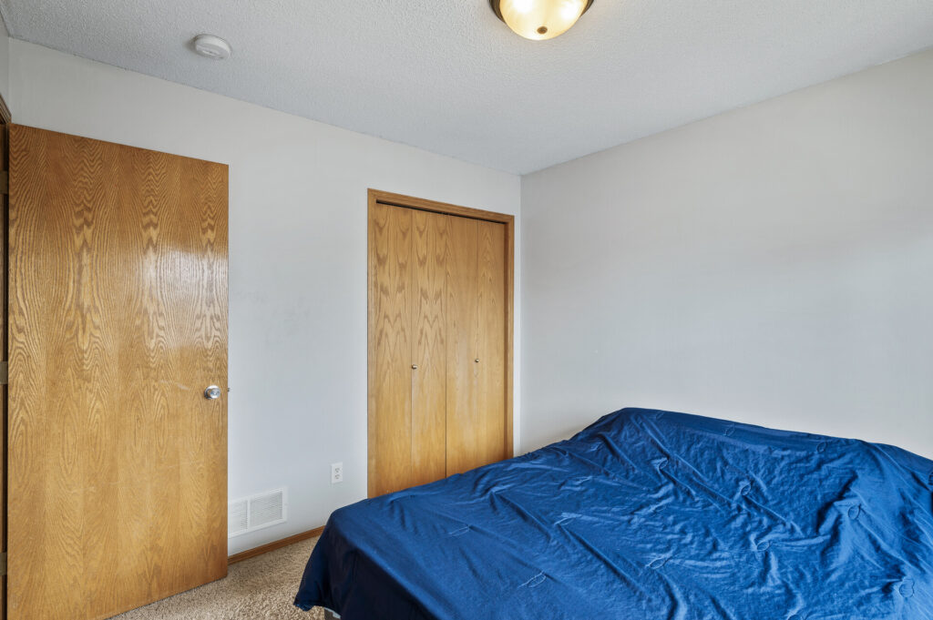 22 15294 Avocet St NW22 mls