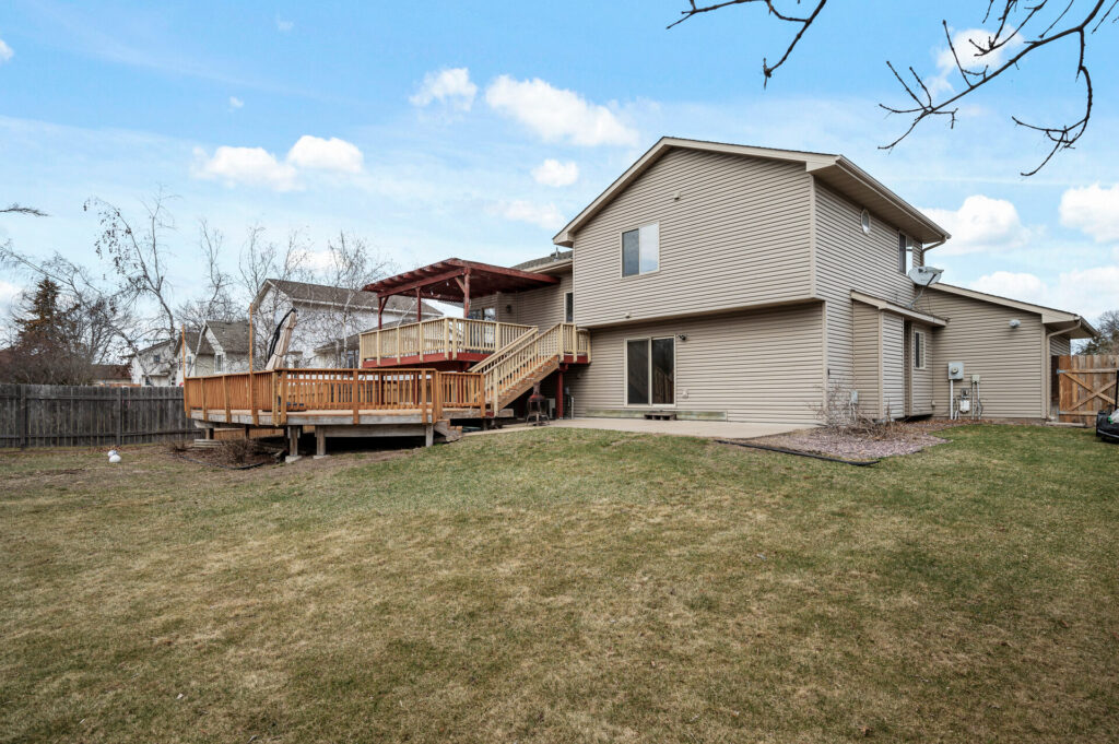 41 15294 Avocet St NW38 mls
