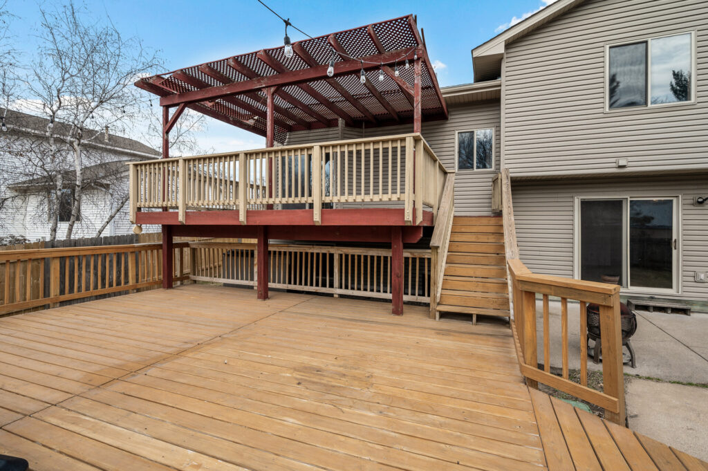 45 15294 Avocet St NW42 mls