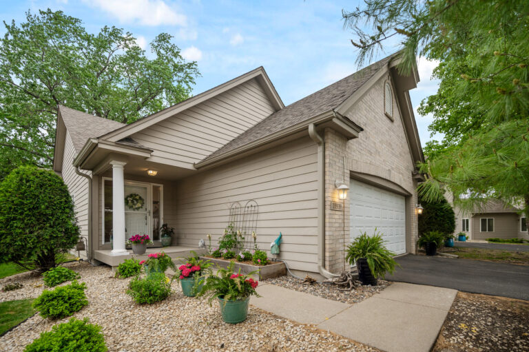 11939 Tiffany Lane, Eden Prairie 1 01 11939 Tiffany1 mls