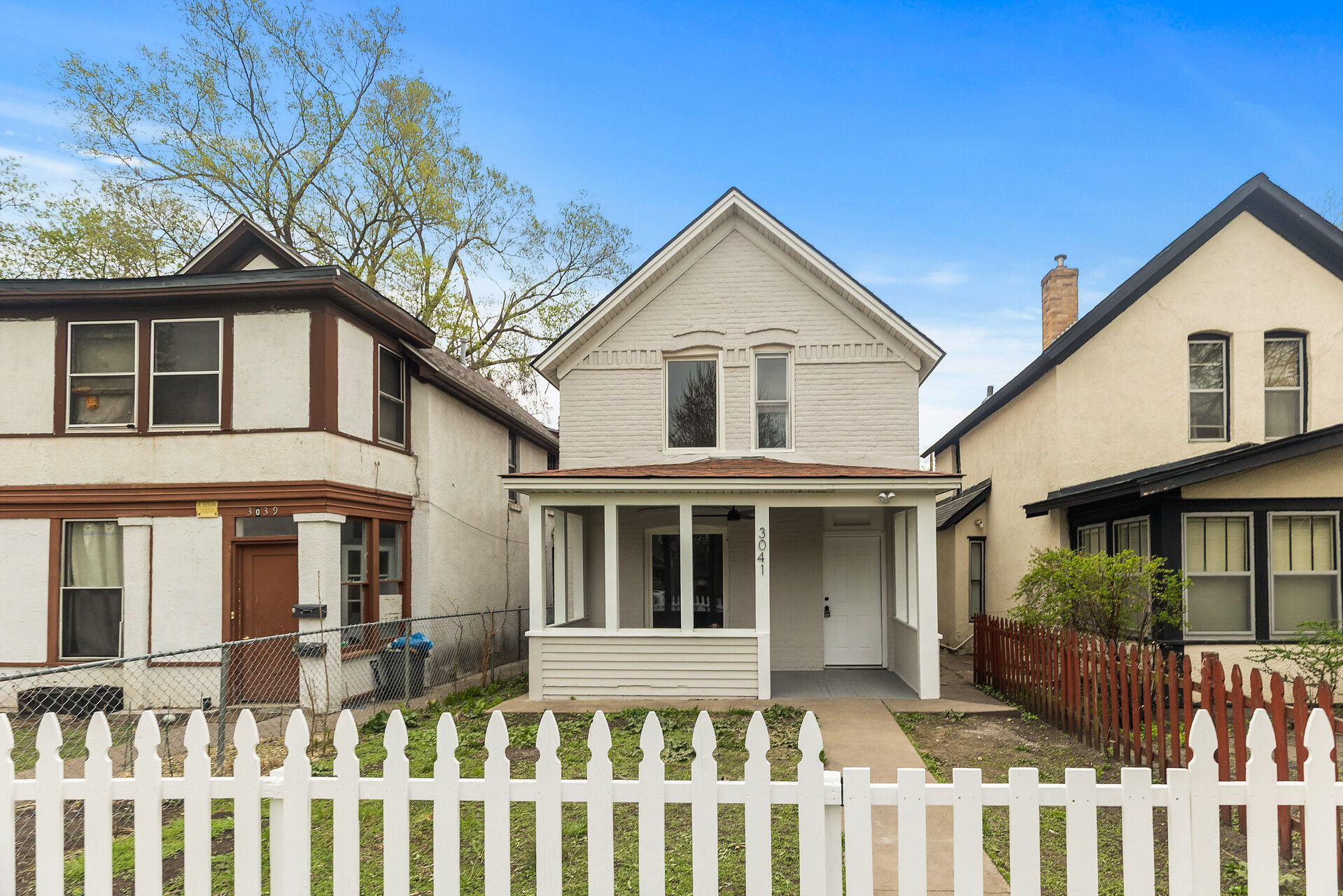 01 3041 17th1 mls