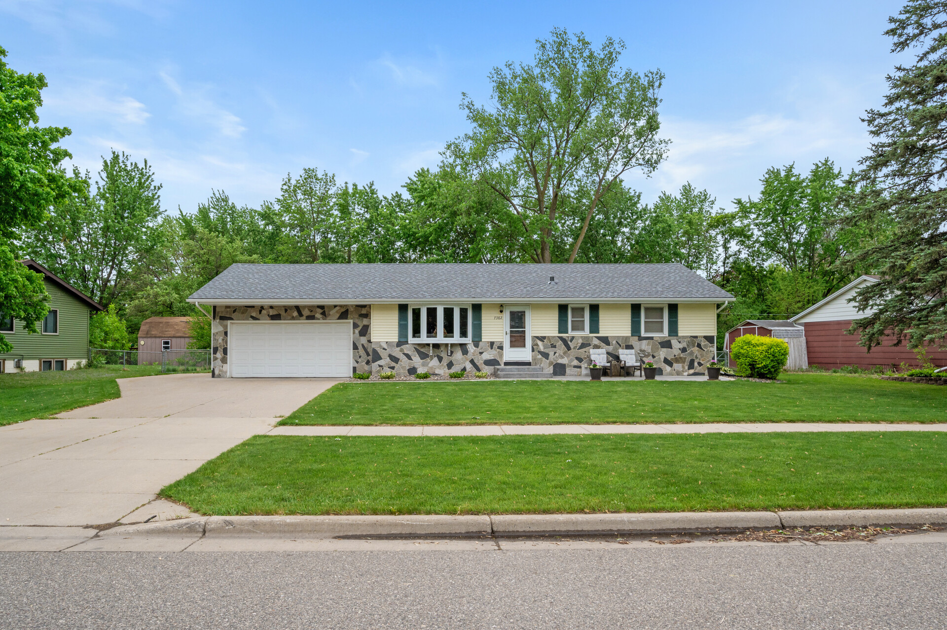 01 7382 167th1 mls