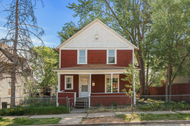 2806 Aldrich Ave N, Minneapolis 1 02 2806 Aldrich Ave N2 mls