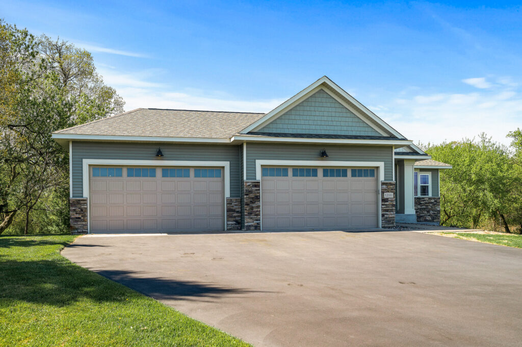 03 12111 282nd3 mls