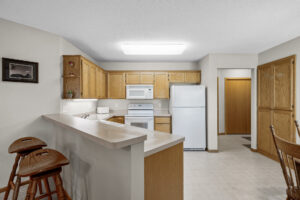 07_12_3rd_St_NW7_mls