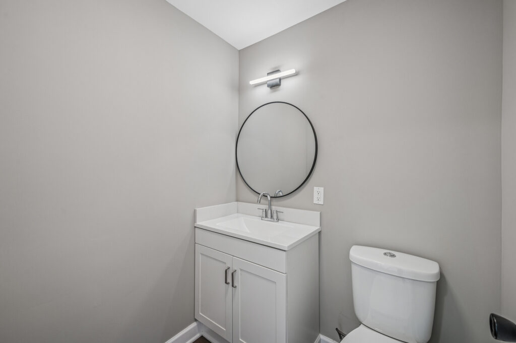 07 425 E 36th St7 mls
