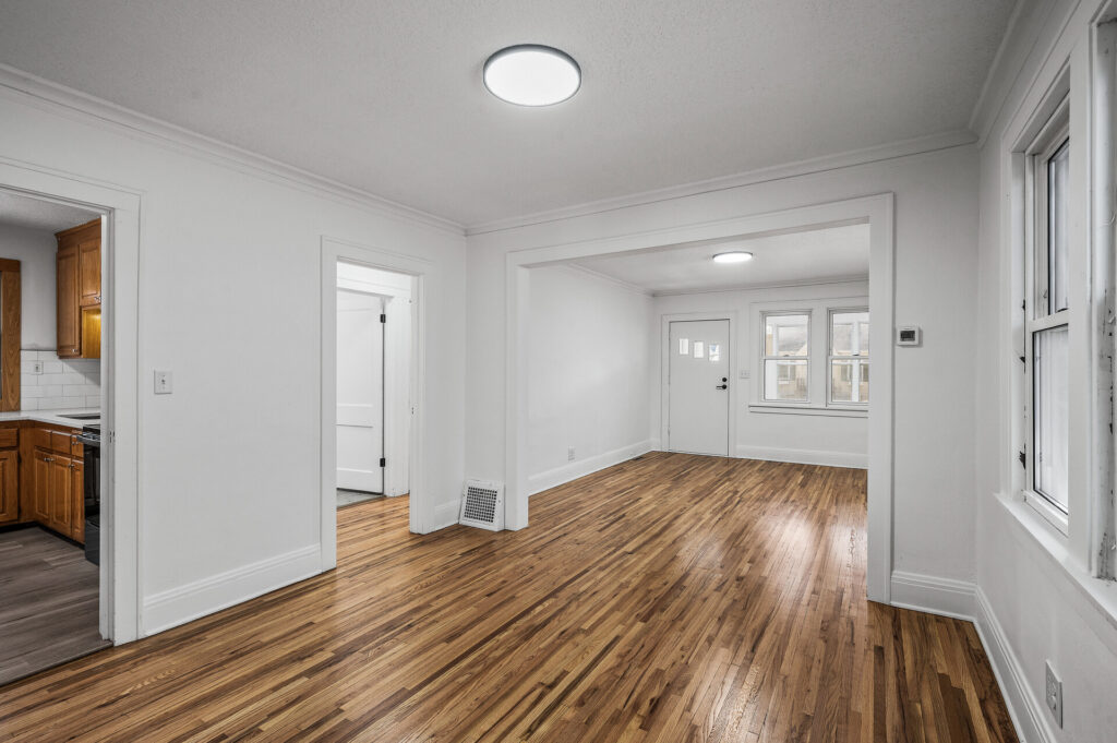 09 401 Saratoga9 mls