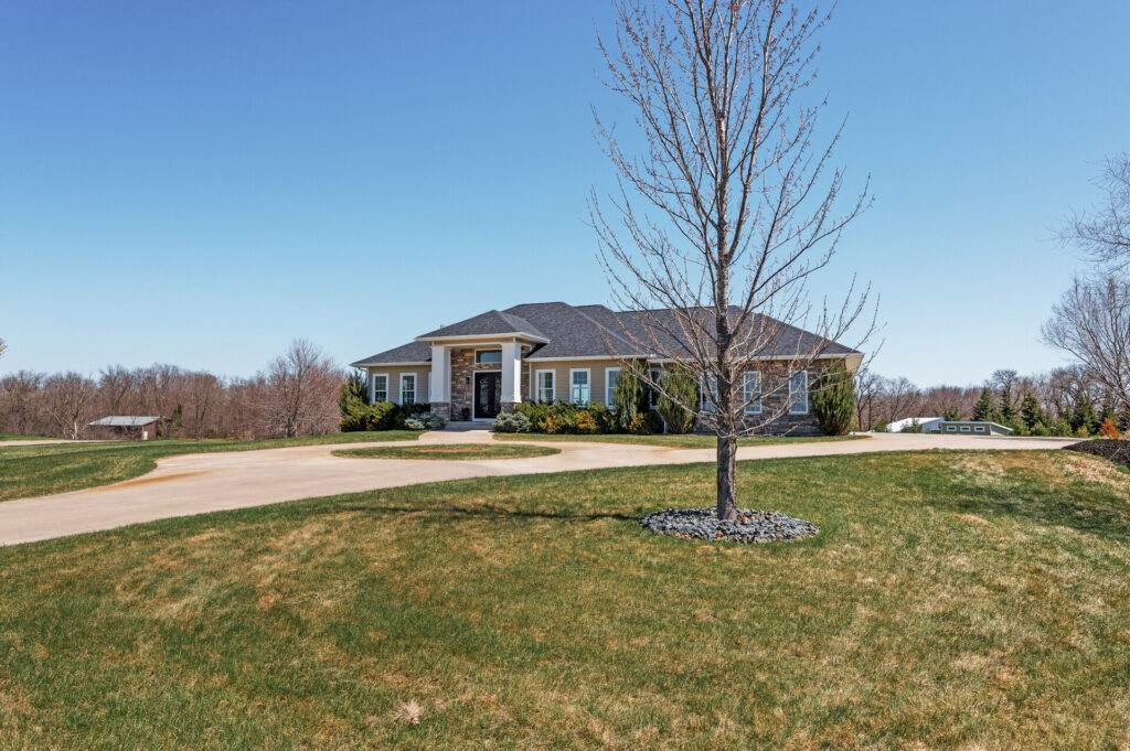 110 10906 Whitetail Road2 mls
