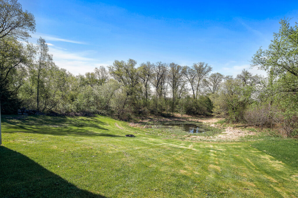 12 12111 282nd12 mls