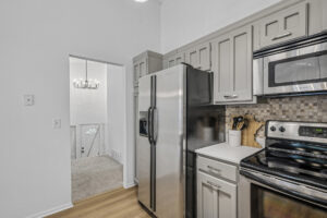 14_135_W_Eagle_Lake_Dr13_mls