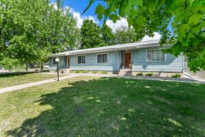 2 - 310 Holmes Ave