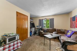 22 - 310 Holmes Ave