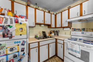 23 - 310 Holmes Ave