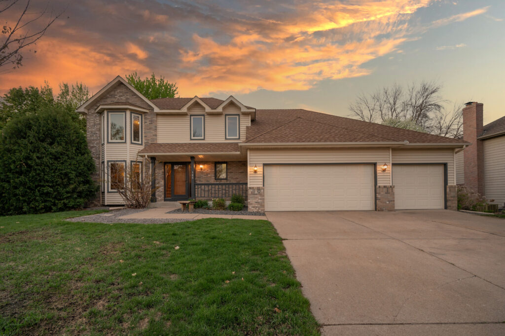 42 Cottonwood AT4 mls