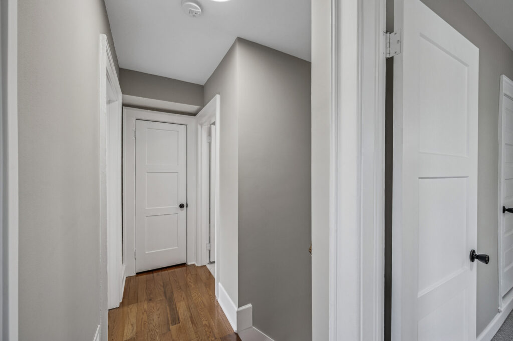 43 425 E 36th St38 mls