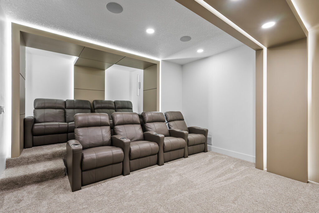 53 10906 Whitetail16 mls