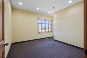 58_18200_45th52_mls