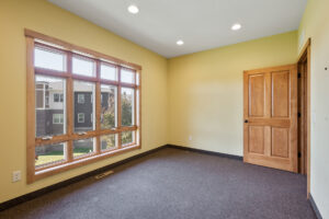 69_18200_45th61_mls
