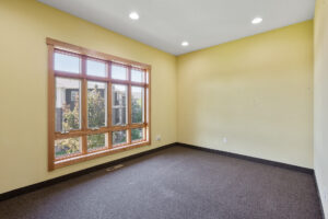70_18200_45th62_mls