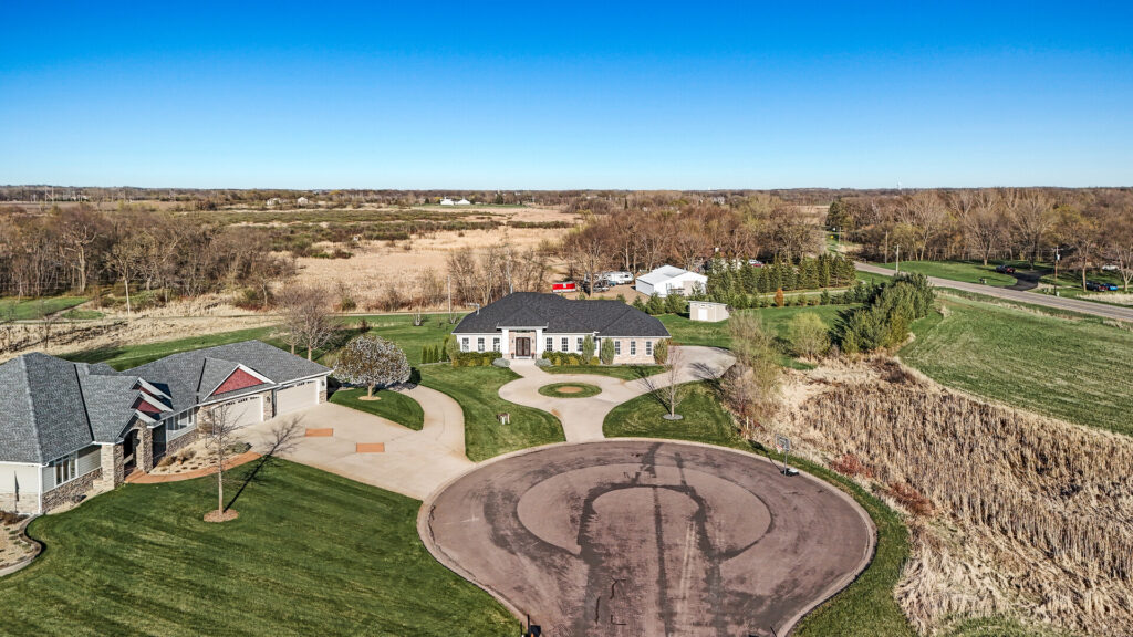 71 10906 Whitetail4 mls
