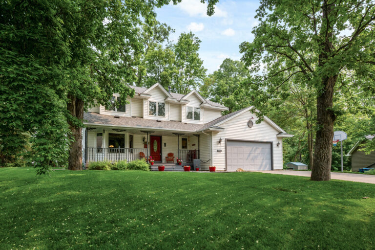 19402 Carson Cir NW, Elk River, MN 55330 1 01 19402 Carson Circle NW1 mls