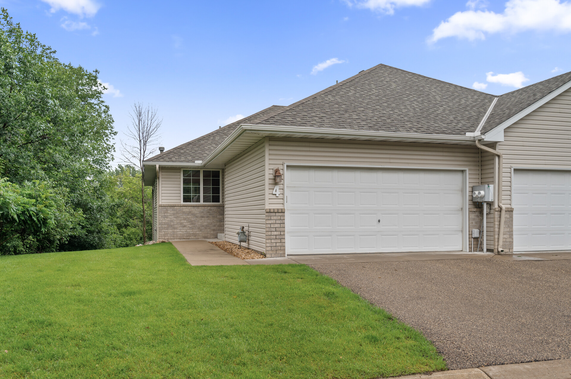 01 5570 Nathan3 mls
