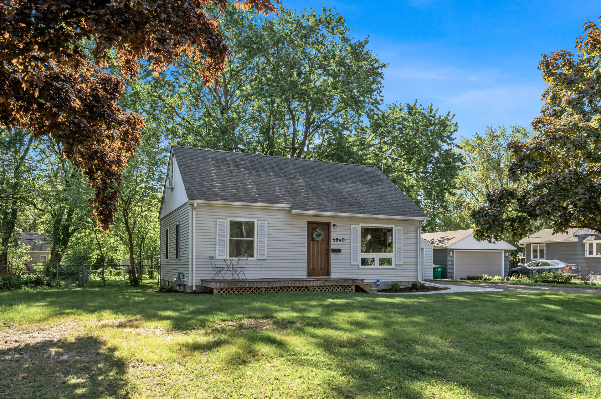 02 5840 Nevada2 mls