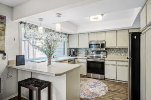 12_37_Birnamwood_Dr15_mls